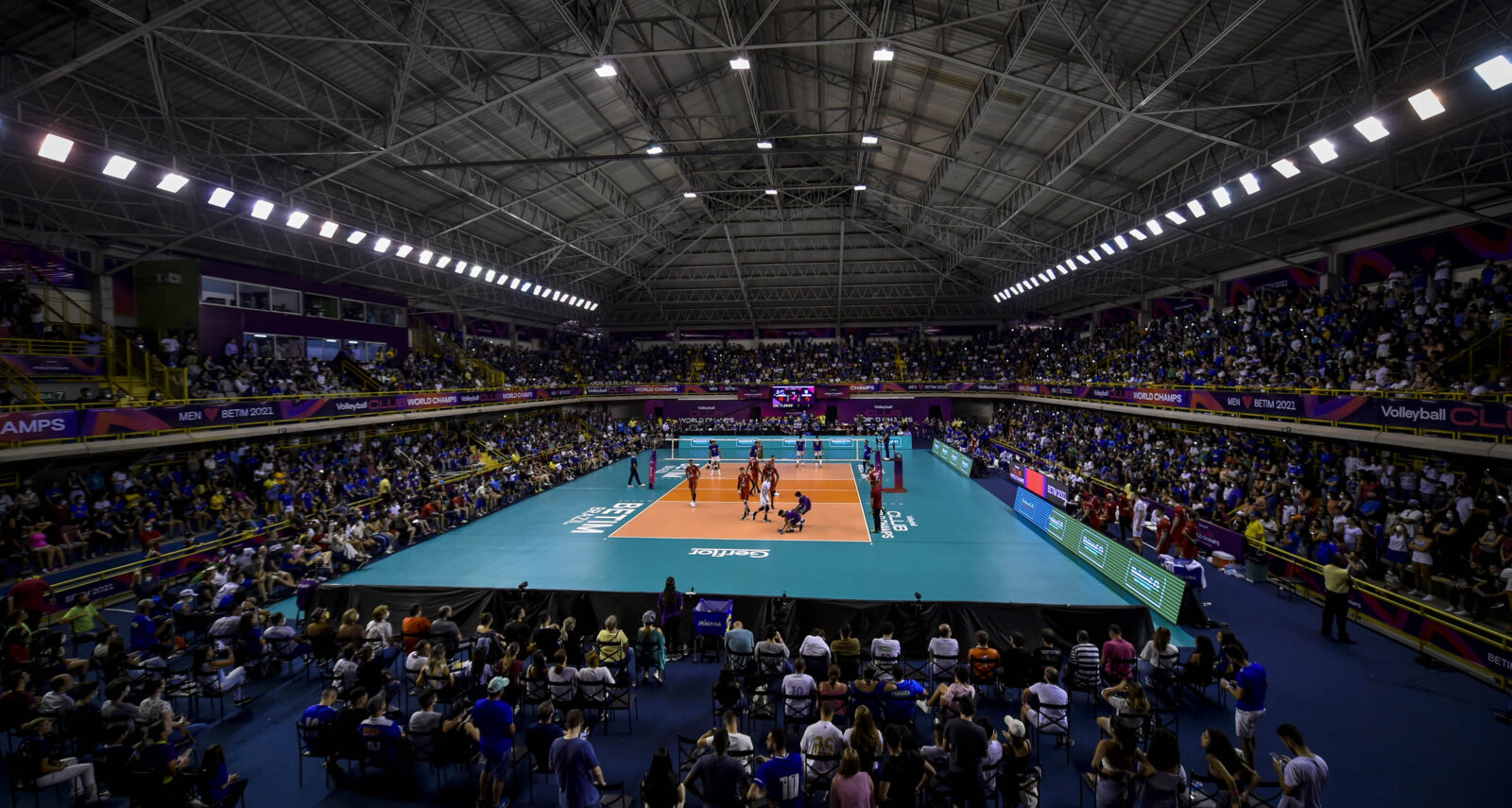 Brasileiras disputam o 5º lugar no Mundial de Clubes de vôlei feminino